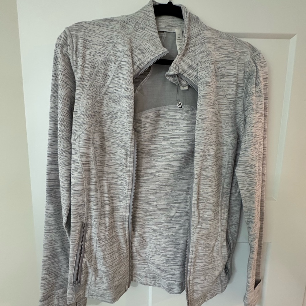 Lululemon Athletica Gray Bomber Jacket Lightweight Athletic